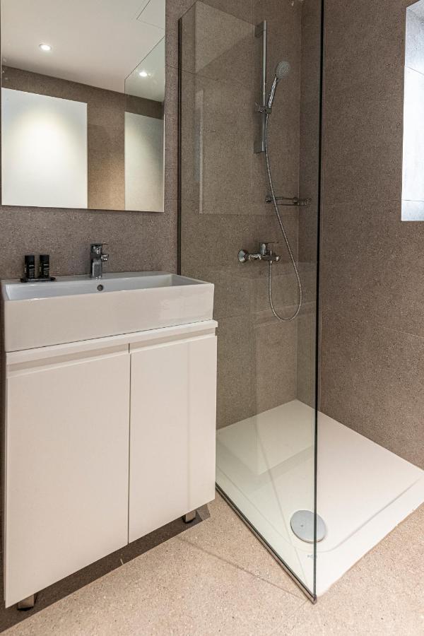 Phaedrus Living Executive Kriel Suites 001 Athens Exterior photo